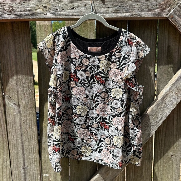 Philosophy Floral Flutter Sleeve Business Casual Loose Fit Stretchy Blouse - Picture 2 of 7